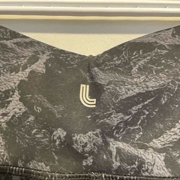 Lole High Waisted Activewear Gray and Black Leggings - Picture 4 of 7